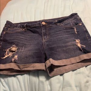 Size 13 sound girl shorts